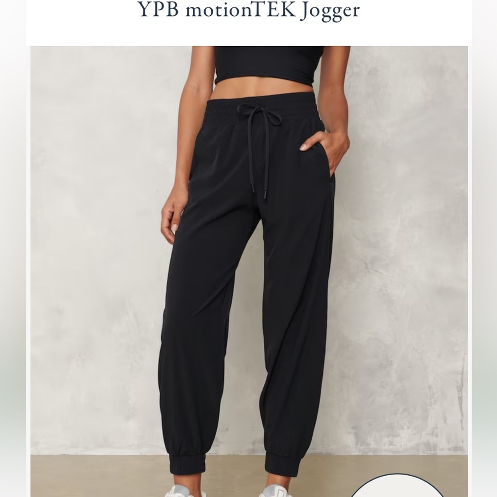 Abercrombie - black joggers